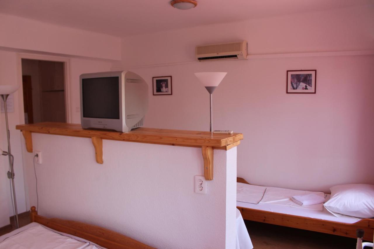 Hotel Tara Mestecǎneşti Exterior foto