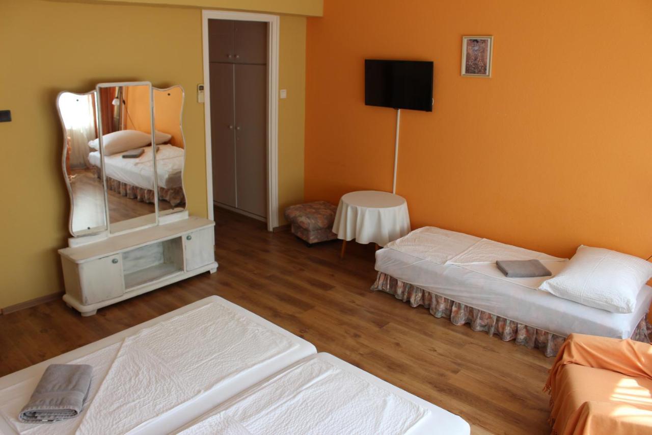 Hotel Tara Mestecǎneşti Exterior foto