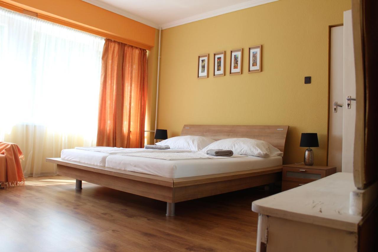 Hotel Tara Mestecǎneşti Exterior foto