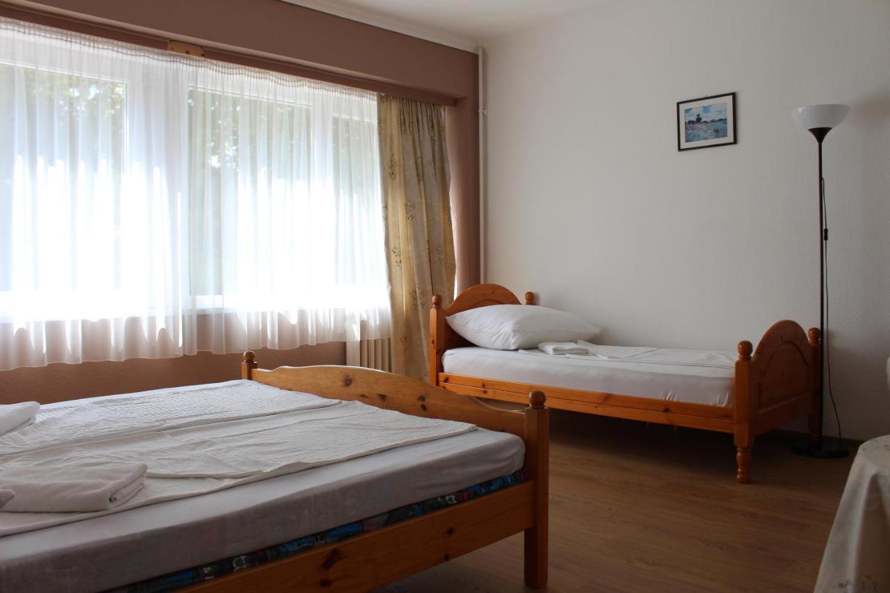 Hotel Tara Mestecǎneşti Exterior foto
